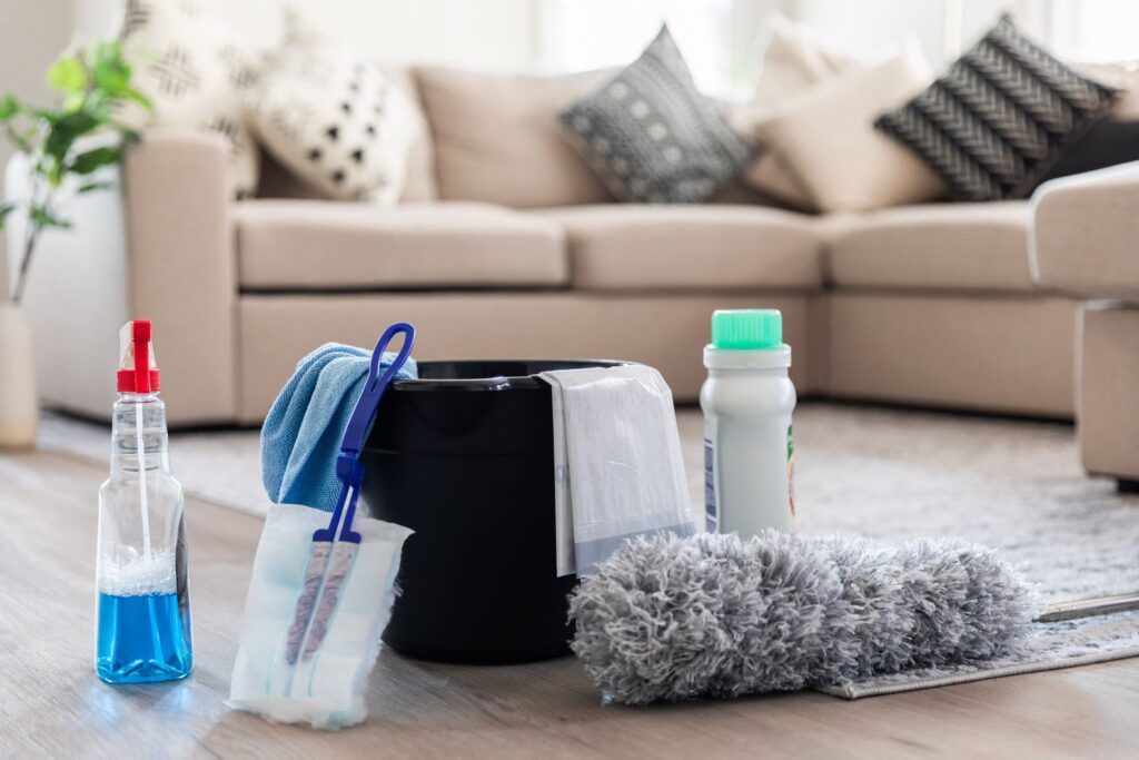 Professional home and commercial cleaning services in Chicago, Orland Park, Joliet, Plainfield, Evanston, Oak Park, Elmhurst, Downers Grove, Hammond, Merrillville, Tinley Park, Lockport, Homer Glen, Frankfort, Minooka and surrounding areas including deep cleaning, Airbnb cleaning, move in move out and recurring cleaning